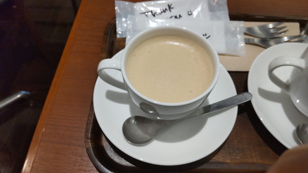 上島珈琲店の無糖ミルク紅茶